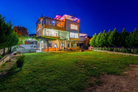 Villa Esinti