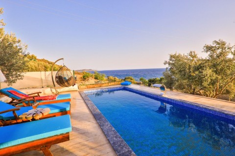 Villa Adonis 2