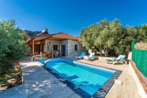 Villa Adonis 2