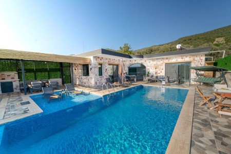 Villa Kaza