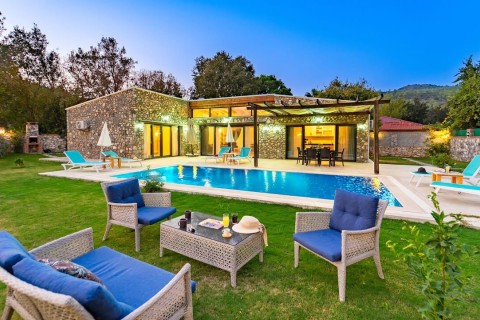 Villa Eterna